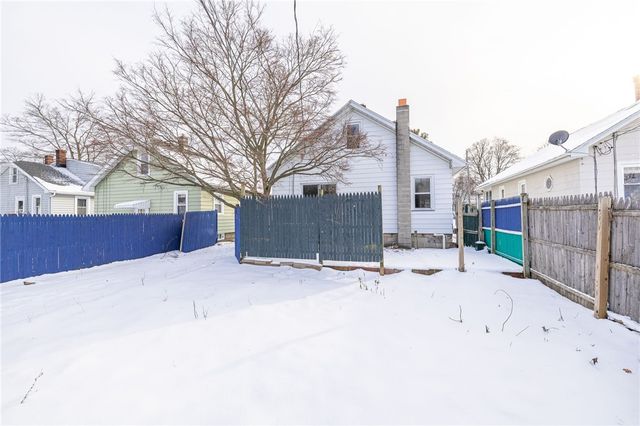 92 Wheeldon Drive, Greece, NY 14616