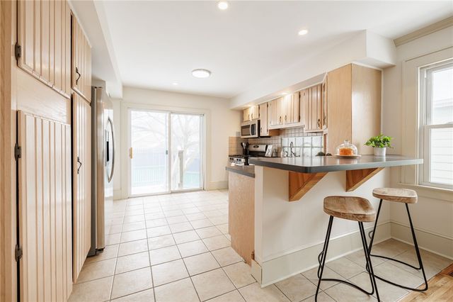 92 Wheeldon Drive, Greece, NY 14616