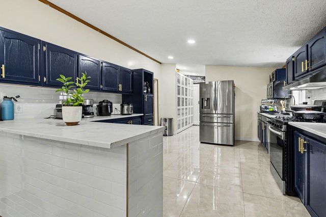 100 W Northside Drive, Battle Creek, MI 49037