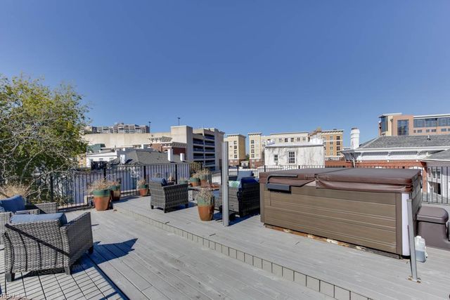 409 Duke St Apt 300, Norfolk, VA 23510