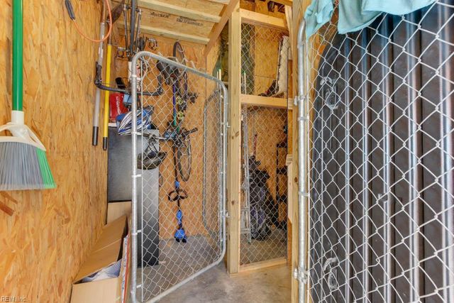 409 Duke St Apt 300, Norfolk, VA 23510