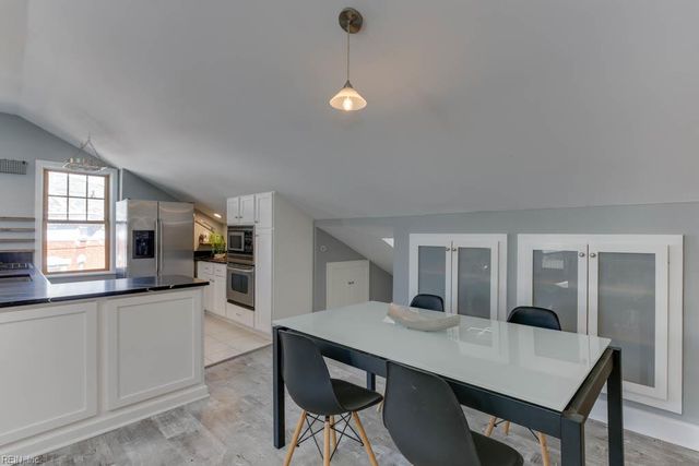 409 Duke St Apt 300, Norfolk, VA 23510