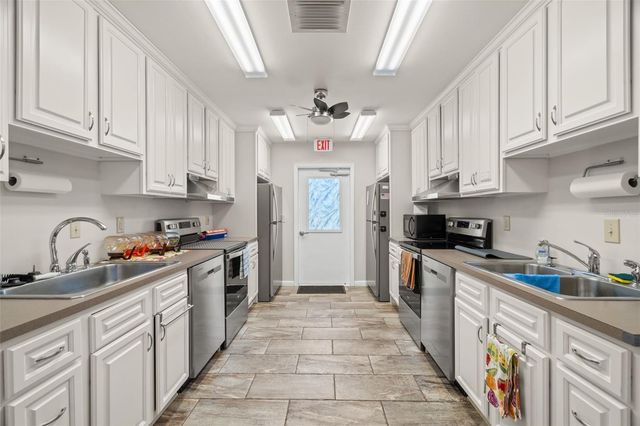 8805 41ST WAY N, Pinellas Park, FL 33782