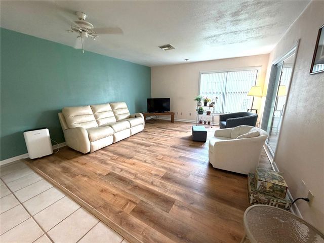 8805 41ST WAY N, Pinellas Park, FL 33782