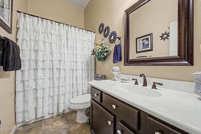 6905 S Sapphire Way, Chandler, AZ 85249