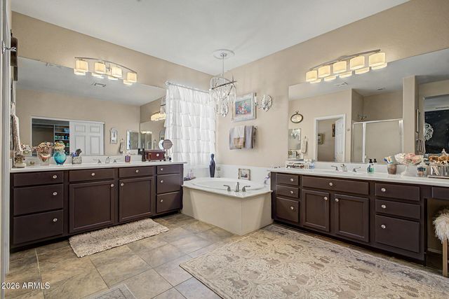 6905 S Sapphire Way, Chandler, AZ 85249