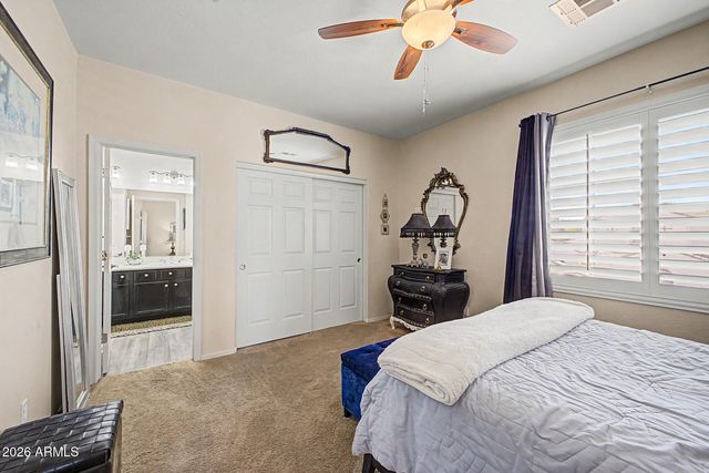 6905 S Sapphire Way, Chandler, AZ 85249