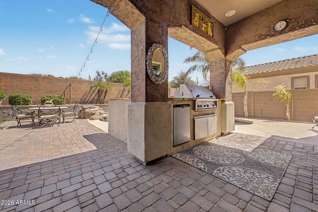 6905 S Sapphire Way, Chandler, AZ 85249