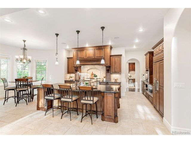 15 Foxtail Cir, Englewood, CO 80113