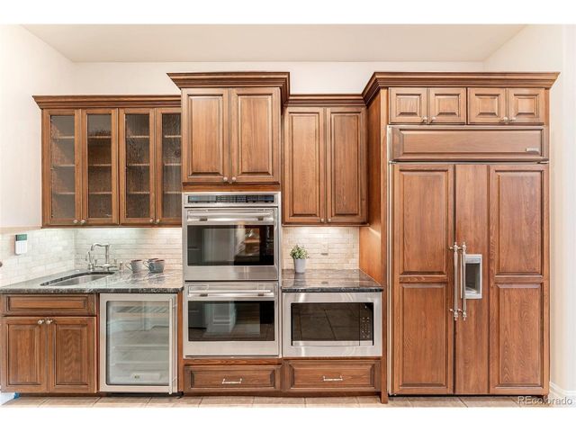 15 Foxtail Cir, Englewood, CO 80113