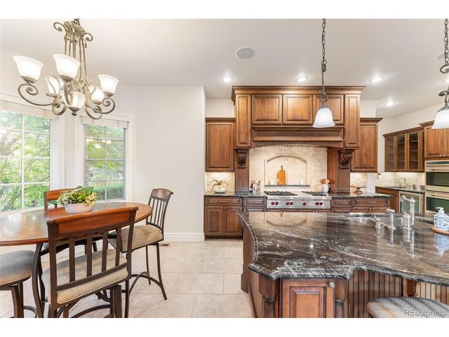 15 Foxtail Cir, Englewood, CO 80113