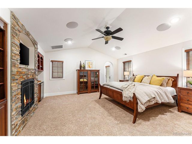 15 Foxtail Cir, Englewood, CO 80113