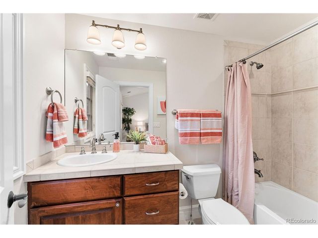 15 Foxtail Cir, Englewood, CO 80113