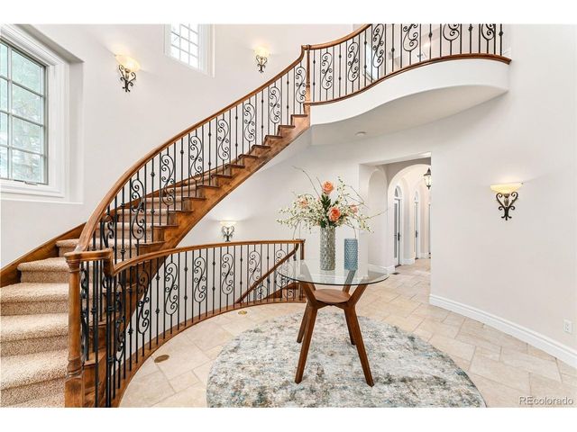 15 Foxtail Cir, Englewood, CO 80113