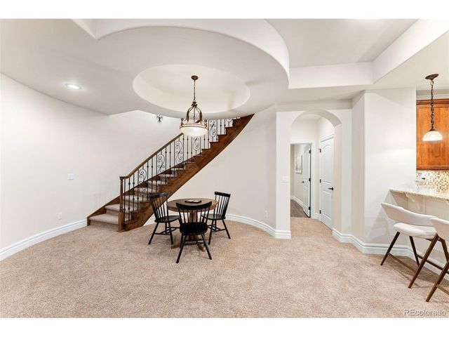 15 Foxtail Cir, Englewood, CO 80113