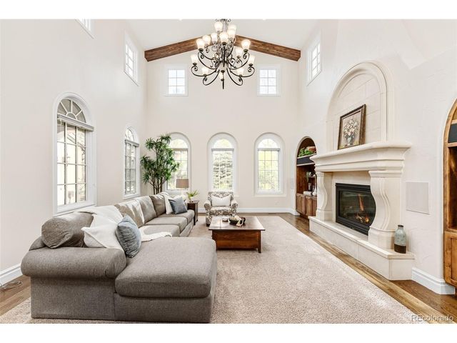 15 Foxtail Cir, Englewood, CO 80113