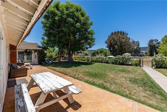 24425 Epson Court, Murrieta, CA 92562
