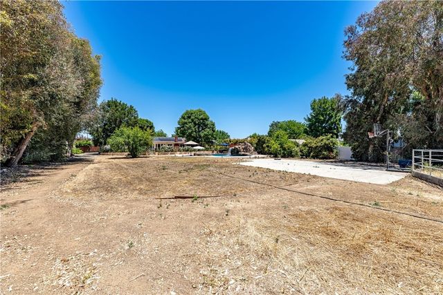 24425 Epson Court, Murrieta, CA 92562