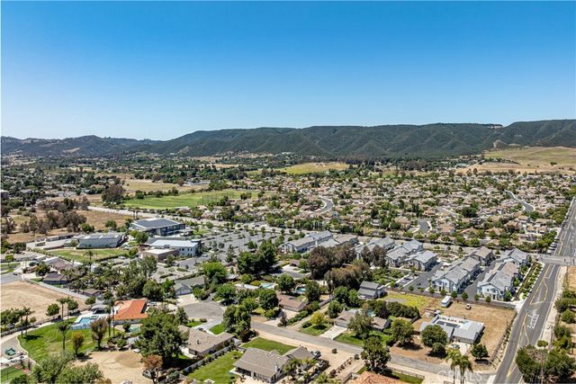 24425 Epson Court, Murrieta, CA 92562