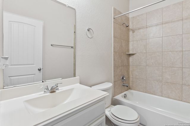 6822 Titan Park, Converse, TX 78109