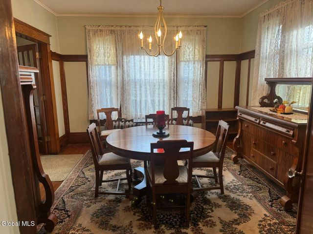 7 Fifth Avenue, Gloversville, NY 12078