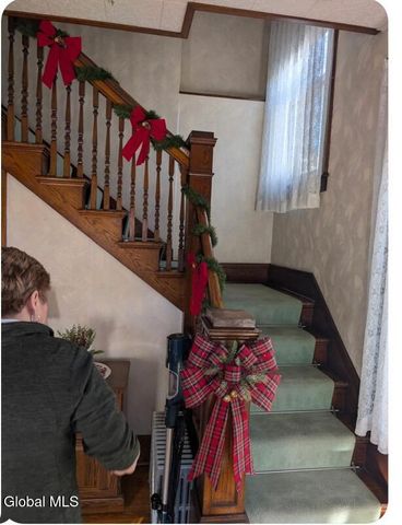 7 Fifth Avenue, Gloversville, NY 12078