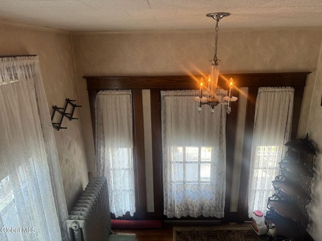 7 Fifth Avenue, Gloversville, NY 12078