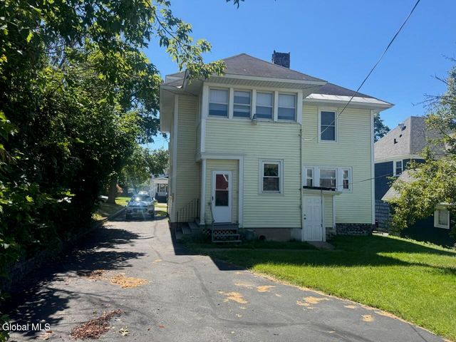 7 Fifth Avenue, Gloversville, NY 12078