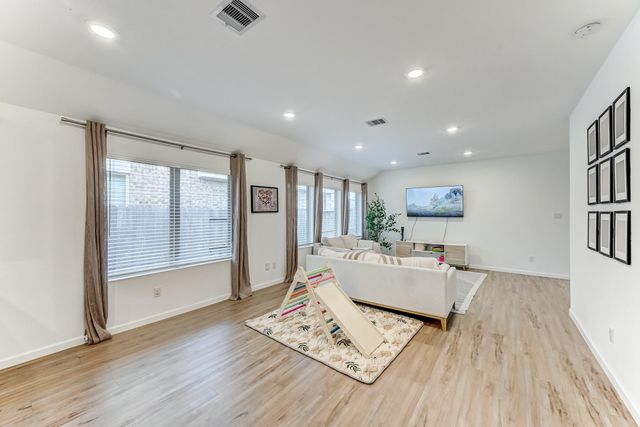 20897 Cropani Shadow Drive, New Caney, TX 77357