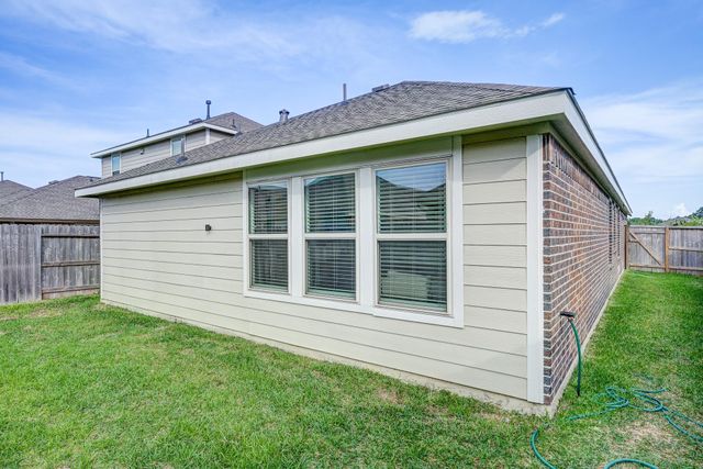 20897 Cropani Shadow Drive, New Caney, TX 77357