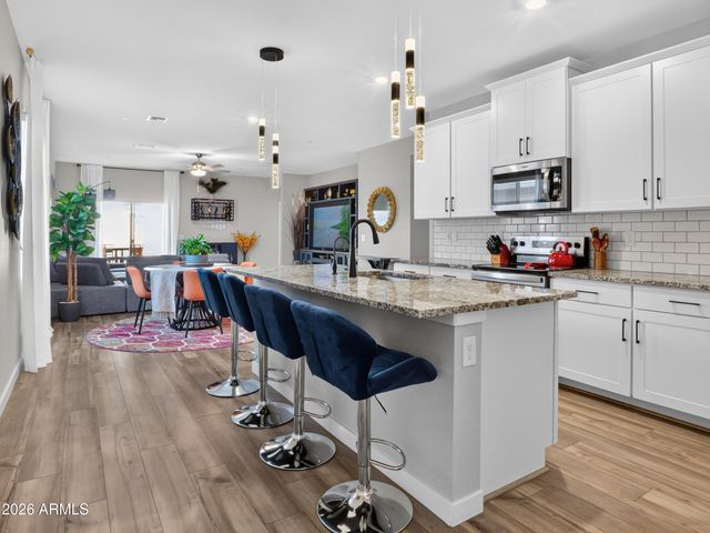 11498 W DEANNE Drive, Youngtown, AZ 85363