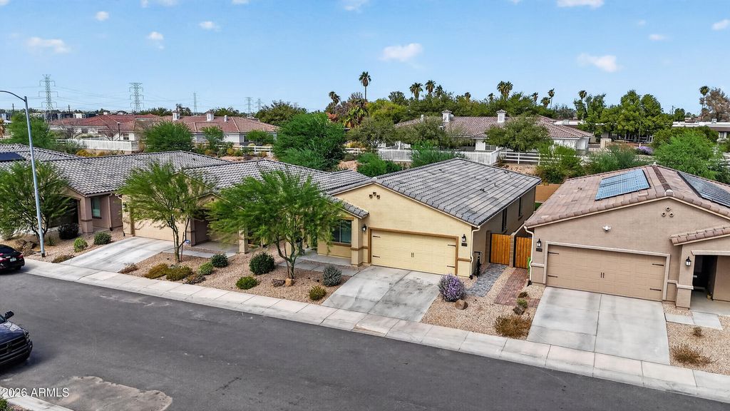 11498 W DEANNE Drive, Youngtown, AZ 85363 — photo 4