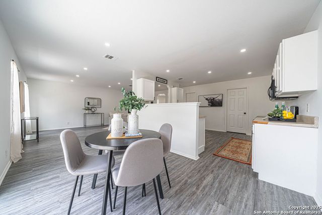 227 Mallow Grove, San Antonio, TX 78253