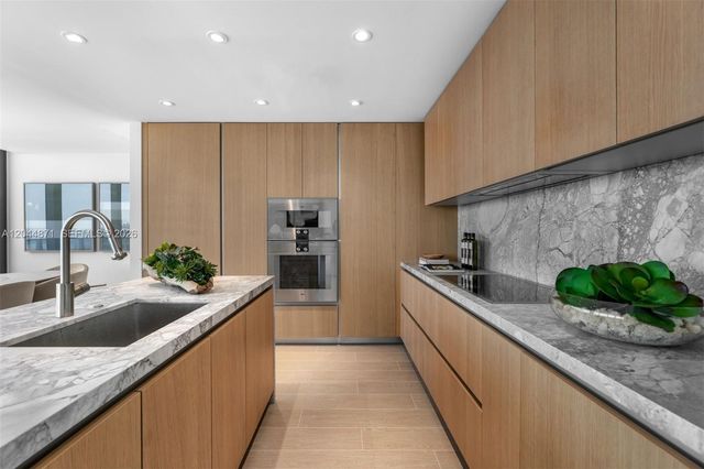 501 W Ave 4102 4102, Miami Beach, FL 33139