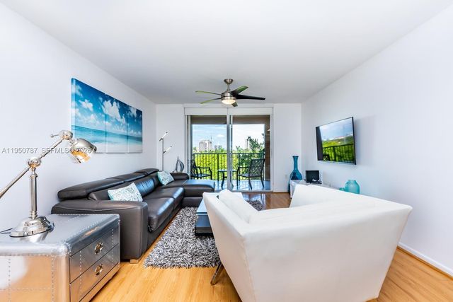 19801 E Country Club Drive 4501, Aventura, FL 33180