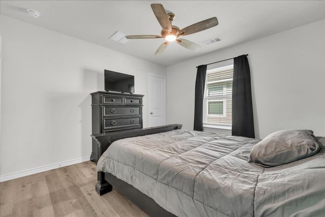 5645 Willamette Drive, Fort Worth, TX 76119