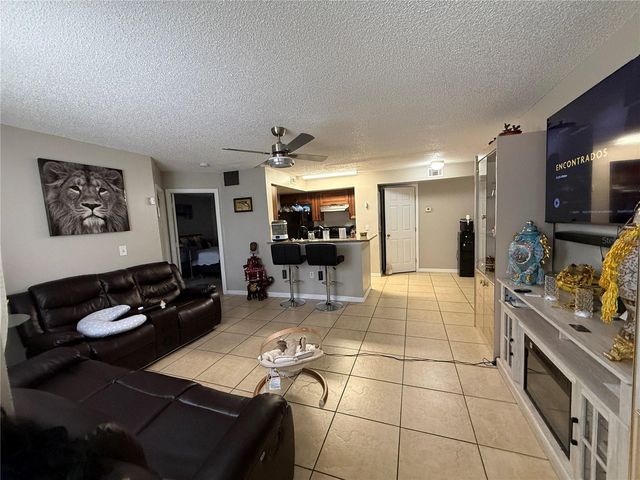 401 FOUNTAINHEAD CIRCLE 152, Kissimmee, FL 34741