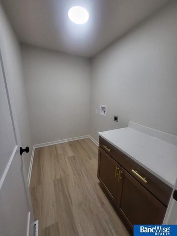 15015 Werner Street, Waverly, NE 68462