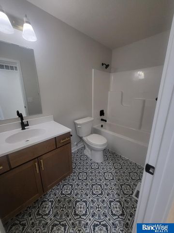 15015 Werner Street, Waverly, NE 68462