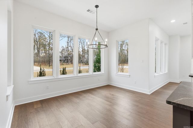 3076 Avilla Manor, Alexander, AR 72002