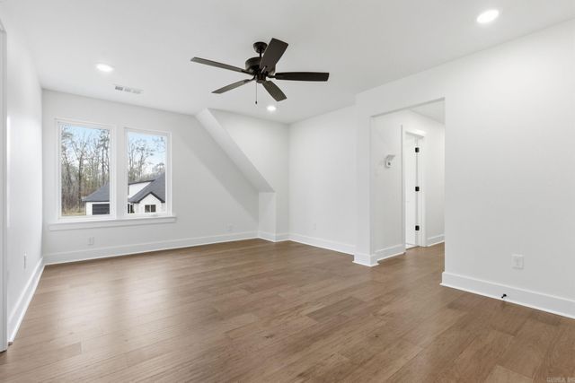 3076 Avilla Manor, Alexander, AR 72002