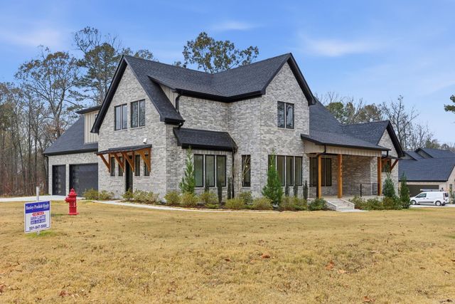 3076 Avilla Manor, Alexander, AR 72002