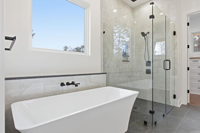 3076 Avilla Manor, Alexander, AR 72002