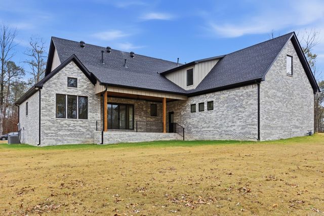 3076 Avilla Manor, Alexander, AR 72002