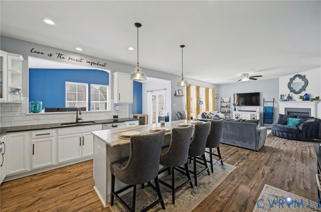 4031 Lazy Stream Ct, Chester, VA 23831
