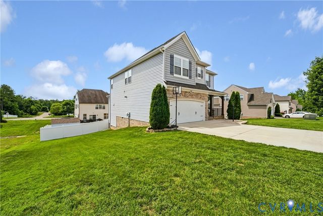4031 Lazy Stream Ct, Chester, VA 23831