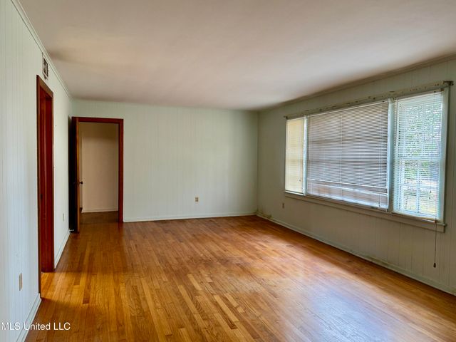 12 Fatherland Road, Natchez, MS 39120