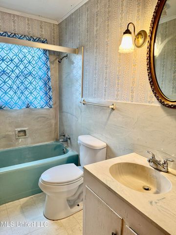 12 Fatherland Road, Natchez, MS 39120