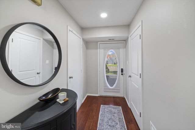 333 ERICSON CT, Mount Laurel, NJ 08054