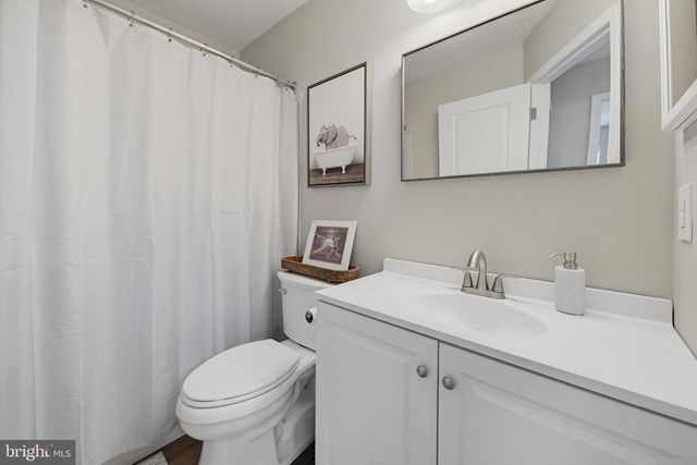 333 ERICSON CT, Mount Laurel, NJ 08054